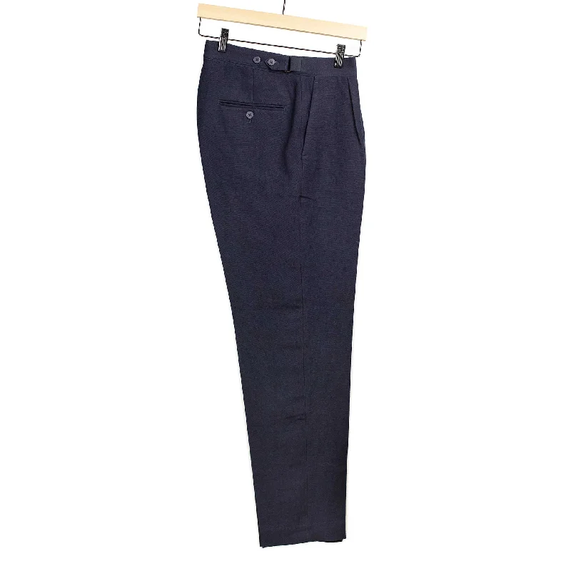 Trendy sports pants-Side tab pleated trousers in dark navy soft wool and linen oxford